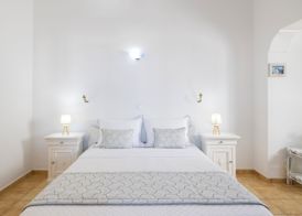 Vrachia Studios & Apartments 2
