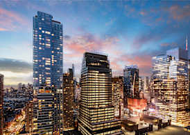 DoubleTree by Hilton New York Times Square West 5