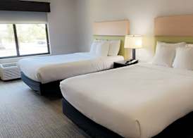 Country Inn & Suites by Radisson, Appleton Airport - Fox River Mall Area 5