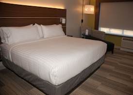 Holiday Inn Express & Suites DECATUR by IHG 5