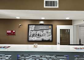 Super 8 by Wyndham Slidell 5
