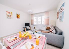 Modern apartment near Cathedral - BEST LOCATION 5