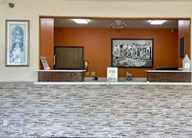 Super 8 by Wyndham Platte City Kansas City Area 2