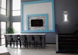 Days Inn by Wyndham Montgomery 4