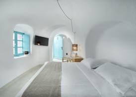 Sophia Oia View 3