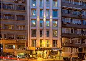 Housez Suites & Apartments Special Class 2
