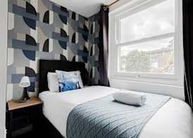 Wembar Hotel 5