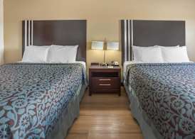 Days Inn by Wyndham Le Roy/Bloomington Southeast 3