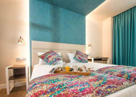 Arya Stadium Hotel 4