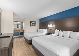 Baymont by Wyndham Orlando East 4