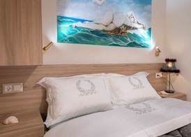 Koukaki Luxury Suites 3