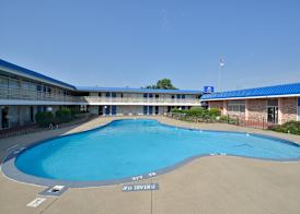 Americas Best Value Inn & Suites Kansas City 3