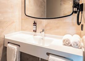 OZO Hotels De President Amsterdam Schiphol Airport 5