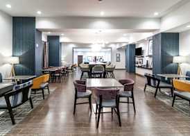 Hampton Inn Locust Grove 4