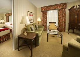 Mayflower Park Hotel 3