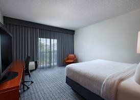 Courtyard by Marriott Dallas Arlington Entertainment District 5