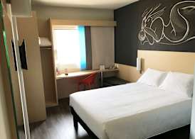 Ibis Irapuato 2