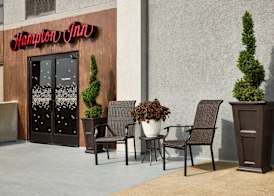 Hampton Inn Massillon 2