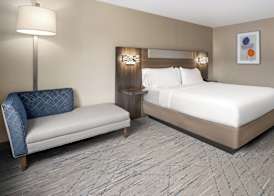 Holiday Inn Express & Suites FREEPORT - BRUNSWICK AREA by IHG 3