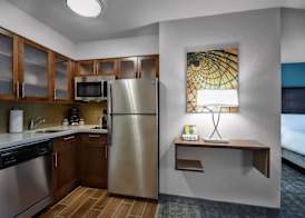 Staybridge Suites HOLLAND by IHG 4
