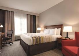 Country Inn & Suites by Radisson, Valparaiso, IN 4