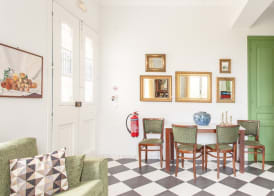 Stylish Art Deco Apartment Close To The Beach 5