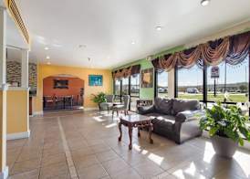 Econo Lodge Inn & Suites Brooks - Louisville South 3