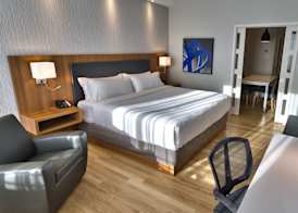 Holiday Inn Express & Suites VAUDREUIL - DORION by IHG 5