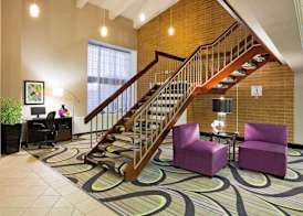 La Quinta Inn by Wyndham Oshkosh 4