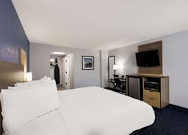 SureStay Plus by Best Western Pigeon Forge 4