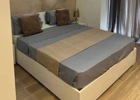 Portobello Central Suite 4