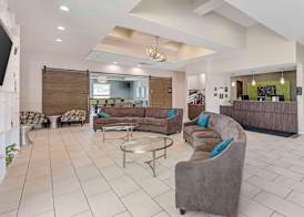 Best Western Plus Pflugerville Inn & Suites 2