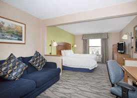 Baymont by Wyndham Thornton 4