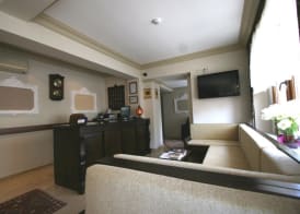 Grand Peninsula Hotel 3