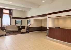Travelodge by Wyndham Edmonton South 3