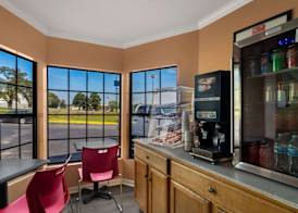 Econo Lodge Cornersville I-65 3