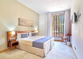 Hotel Torre Del Conde 4
