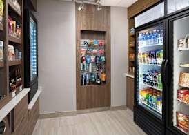 SpringHill Suites Fort Myers Airport 4