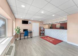 Econo Lodge Cranston - Providence 4