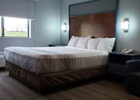 AmericInn by Wyndham Mauston 5