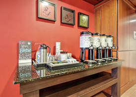 Hampton Inn Batavia 5