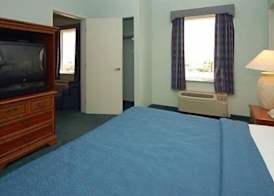 Cocoa Beach Suites Hotel 4