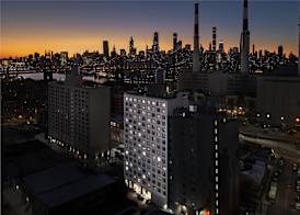 DoubleTree by Hilton Long Island City, NY 2