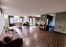 Americas Best Value Inn & Suites Racine 5