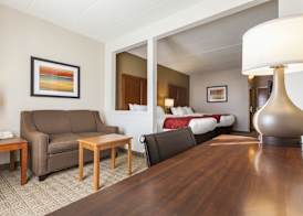 Comfort Suites Richmond 5