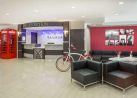 Ramada by Wyndham Miami Springs/Miami International Airport 2