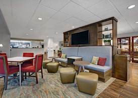Hampton Inn Salisbury 5