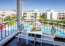 Peridis Family Resort 4