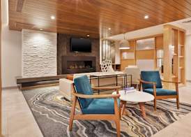 Fairfield Inn & Suites by Marriott Kalamazoo 2