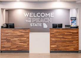 Hampton Inn Commerce 4